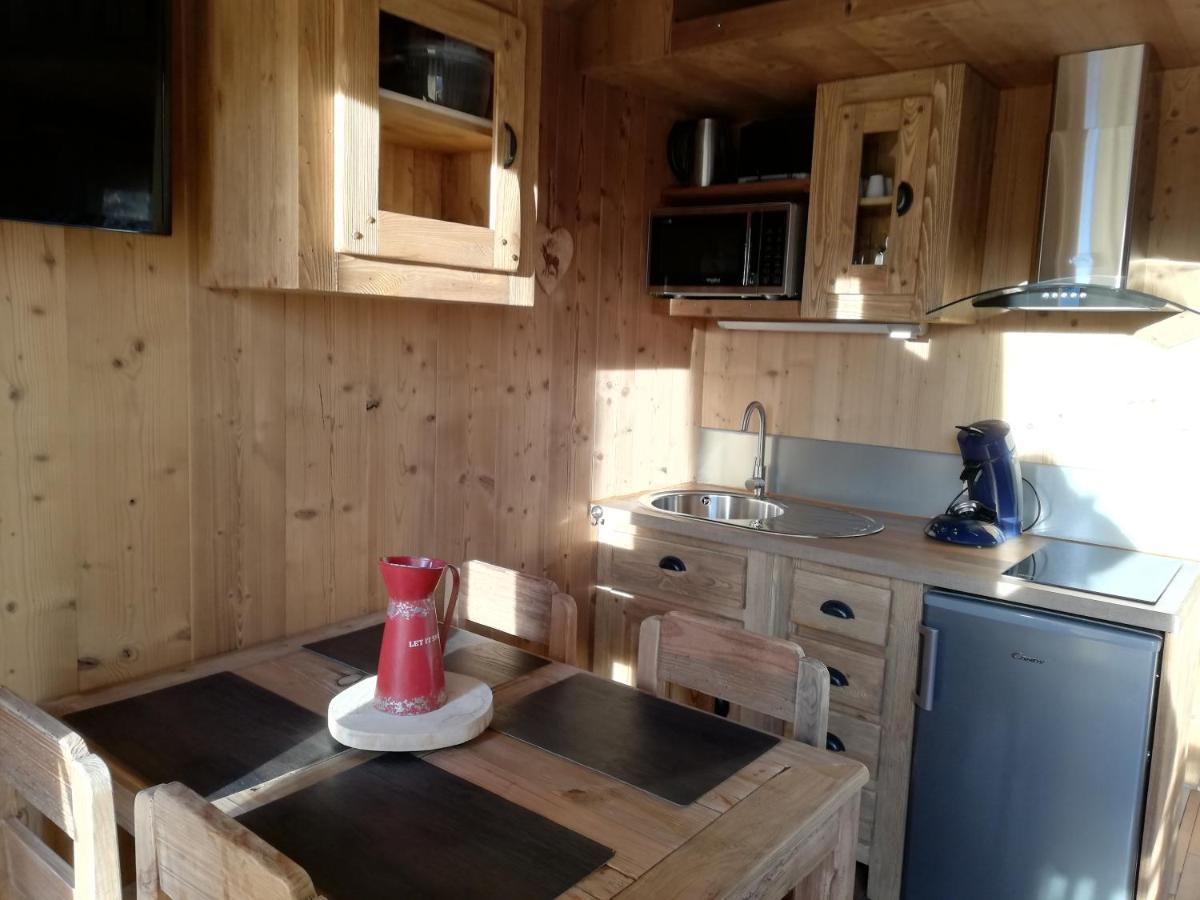 Saint-Julien-en-Champsaur Ma Cabane Des Hautes-Alpes מראה חיצוני תמונה
